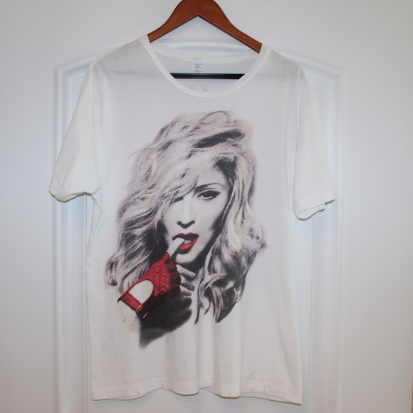 Tops - Madonna T-shirt